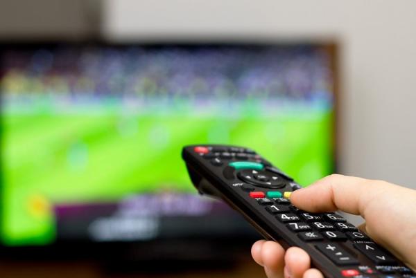 Internet instável mantém futebol na TV
