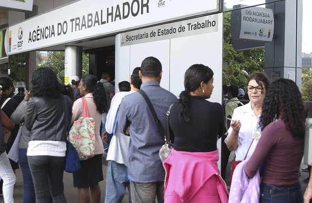 Como o desemprego atinge diferentes regiões do Brasil