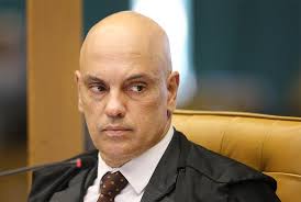 Milícias digitais fazem uma enorme lavagem de dinheiro, diz Moraes, do Supremo