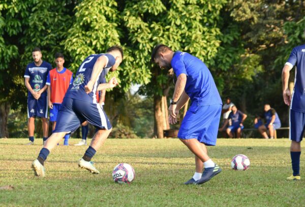 O Atlético treinou a bola parada nos últimos ajustes para encarar o Morcego. Foto/Manoel Façanha