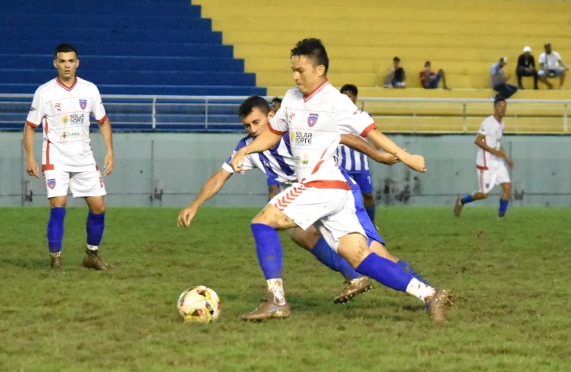 O meia-atacante Polaco marcou um dos gols da vitória do São Francisco. Foto/Manoel Façanha