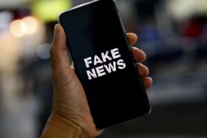 PL das Fake News: pesquisadores defendem órgão fiscalizador autônomo