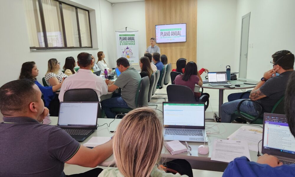 controladoria-geral-capacita-gestores-para-elaboracao-de-plano-anual-de-auditoria-e-controle