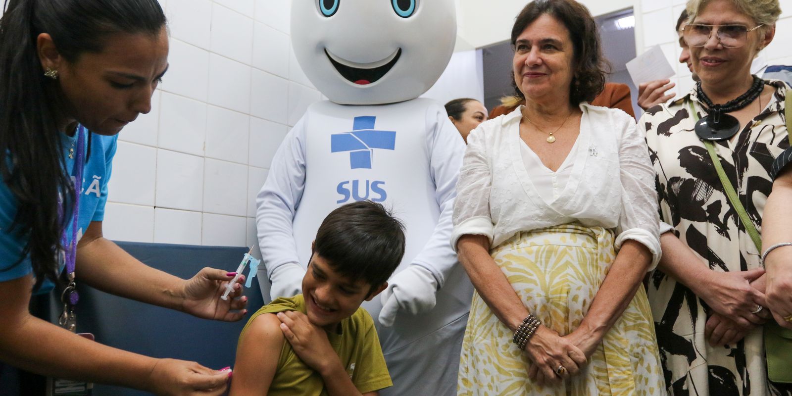 criancas-de-10-e-11-anos-ja-podem-se-vacinar-contra-a-dengue-no-df