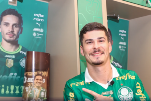Reforço do Palmeiras se empolga com elenco: “Só via no videogame”