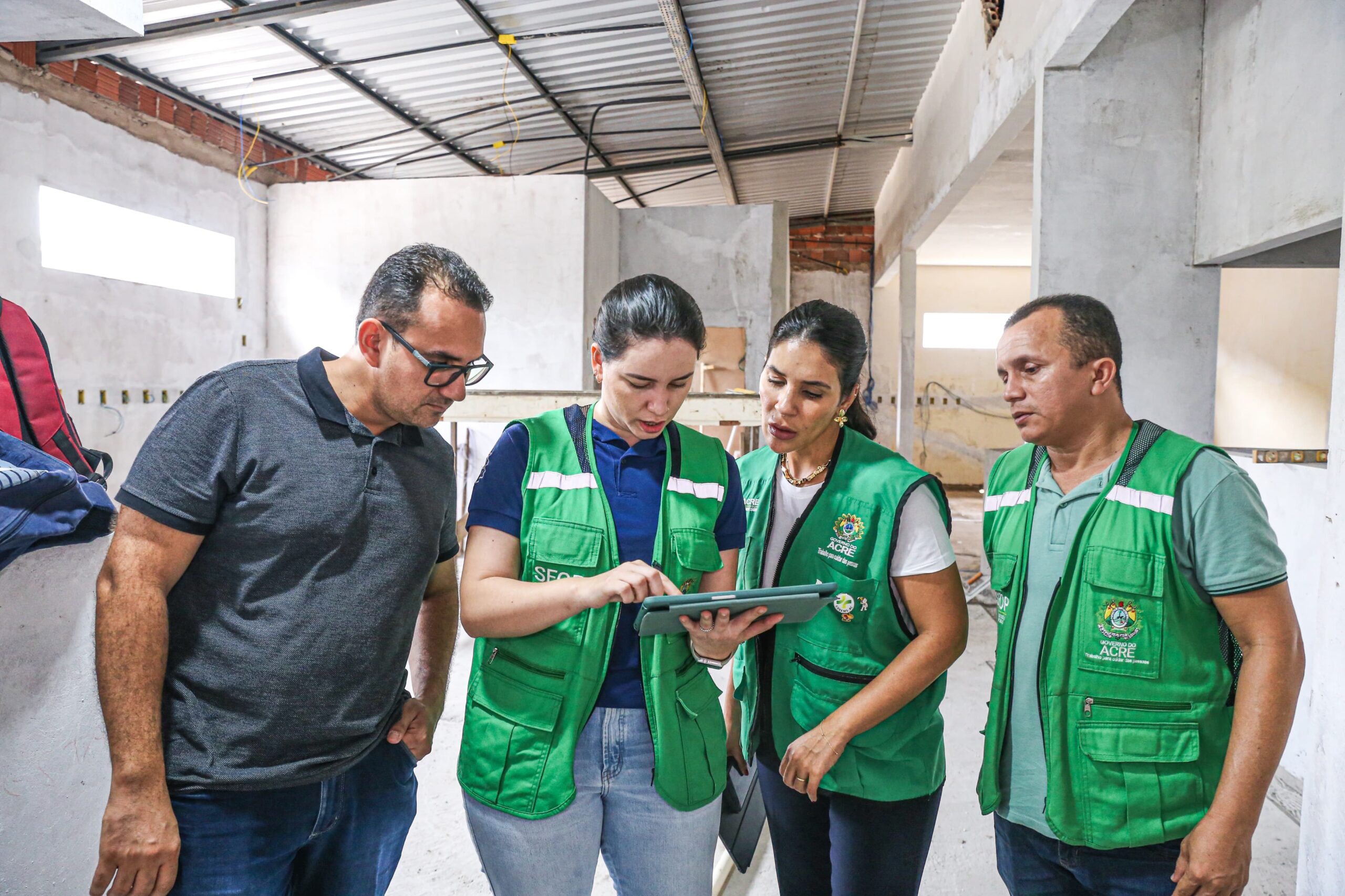 demonstrando-compromisso-com-a-saude,-estado-avanca-em-obras-na-uti-do-hospital-do-jurua