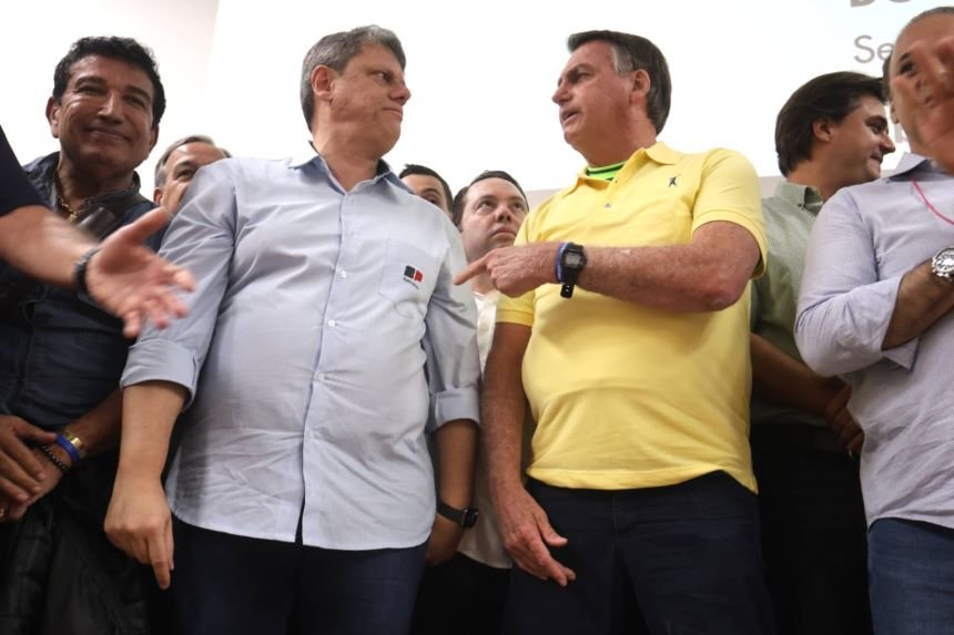 pms-a-paisana-vao-se-infiltrar-em-ato-de-bolsonaro