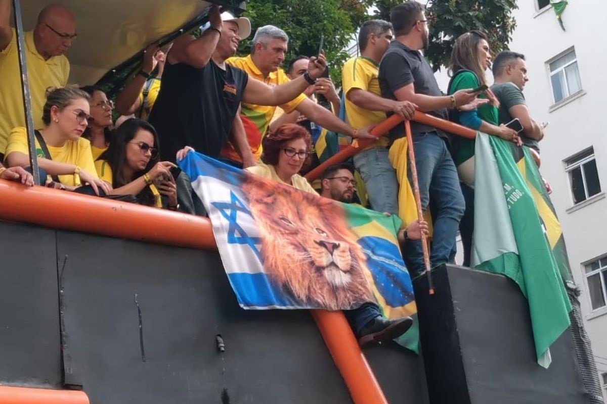 atuacao-por-impeachment-nao-limpou-barra-de-zambelli-no-bolsonarismo