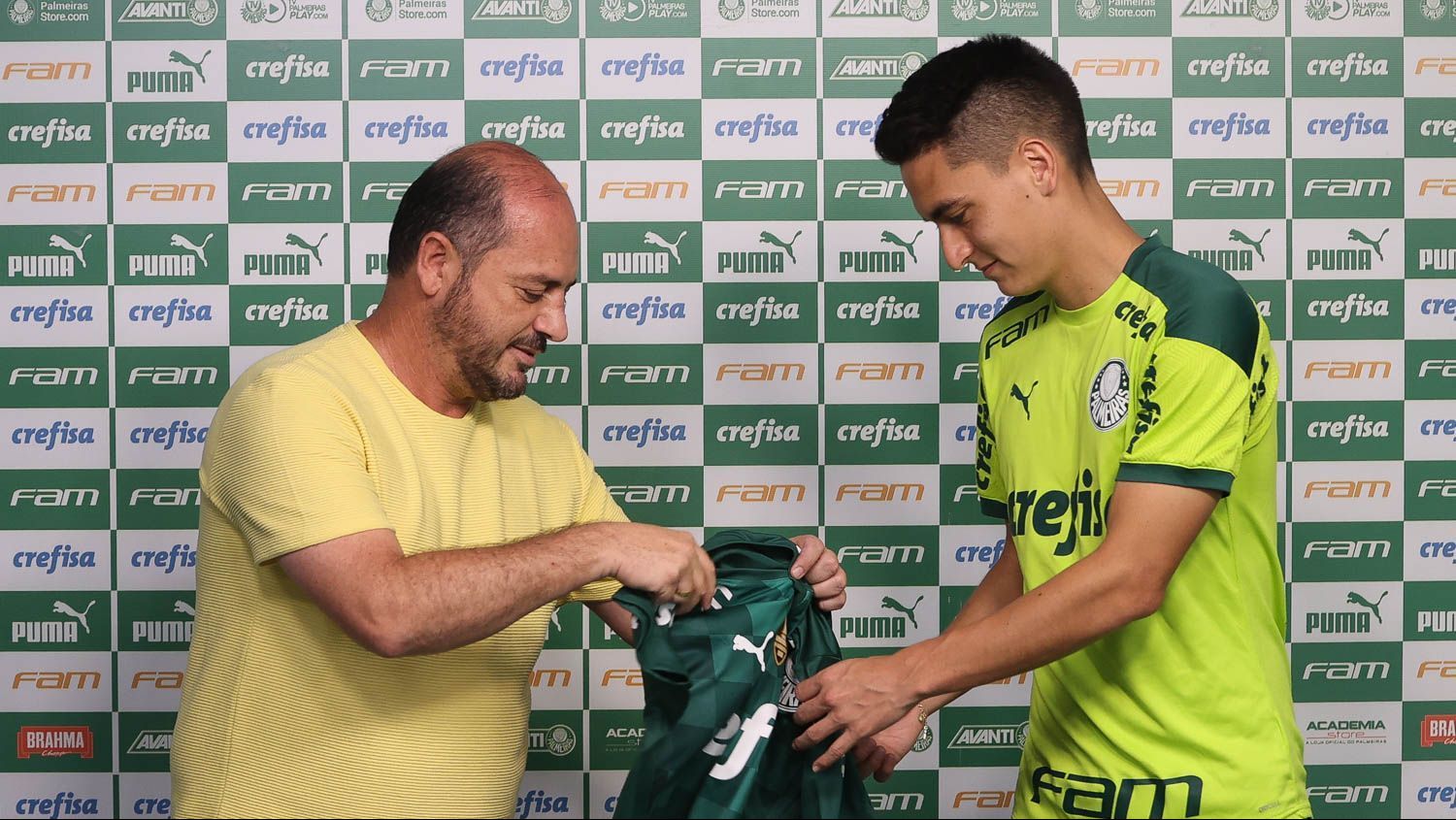 cbf-mira-gerente-do-palmeiras-e-integrantes-de-comissao-do-sao-paulo