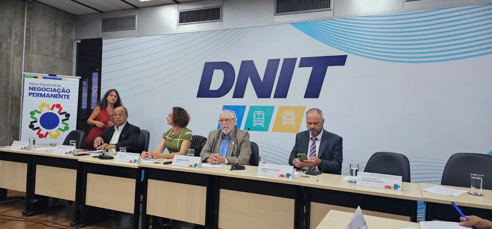 reajuste:-governo-rejeita-contraproposta-de-servidores-e-impasse-segue