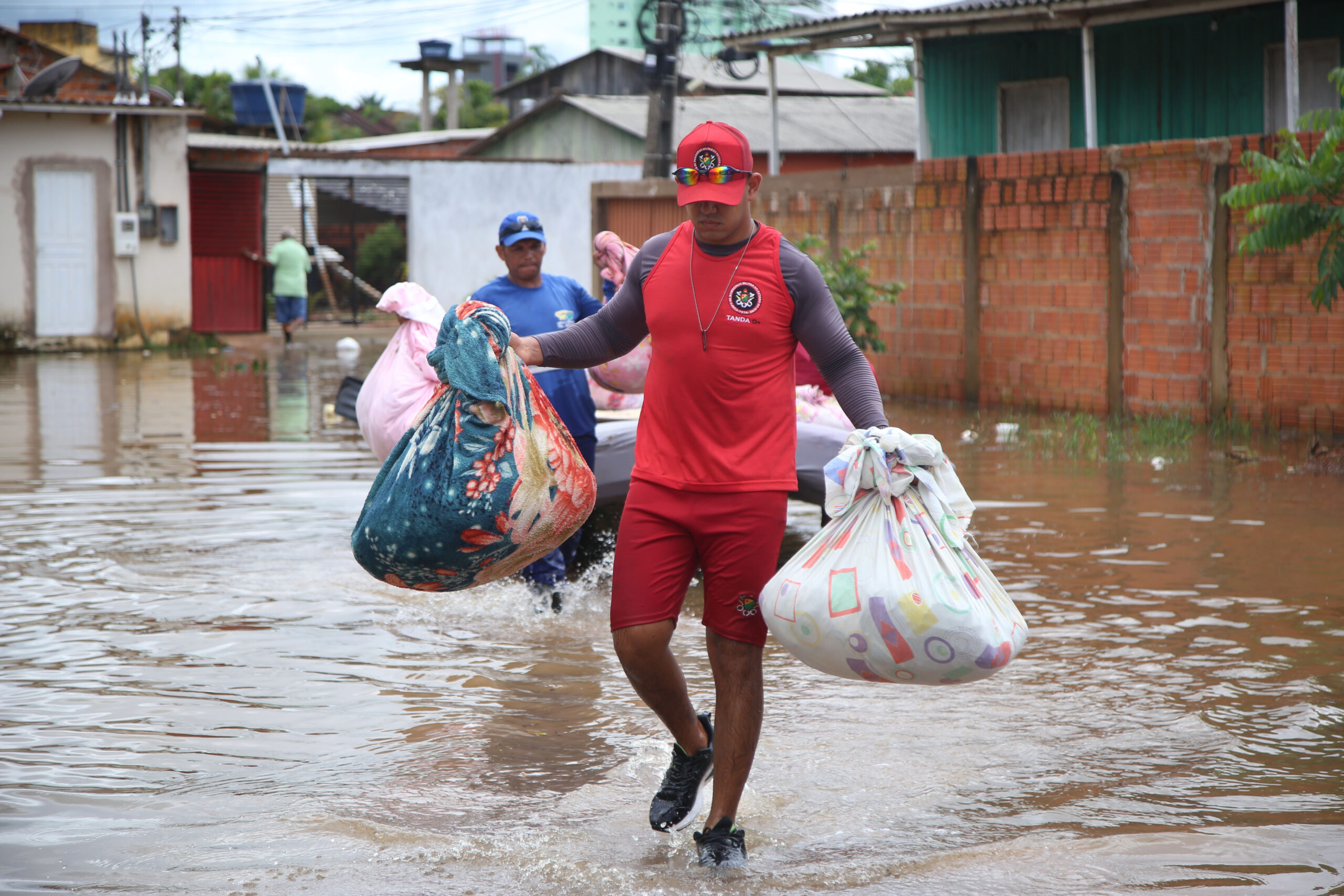 enchentes-ja-afetam-100-mil-pessoas-no-acre-e-governo-atua-na-assistencia-aos-municipios