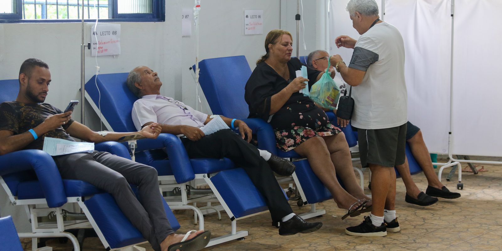 entenda-a-diferenca-dos-sintomas-de-dengue-e-de-covid-19