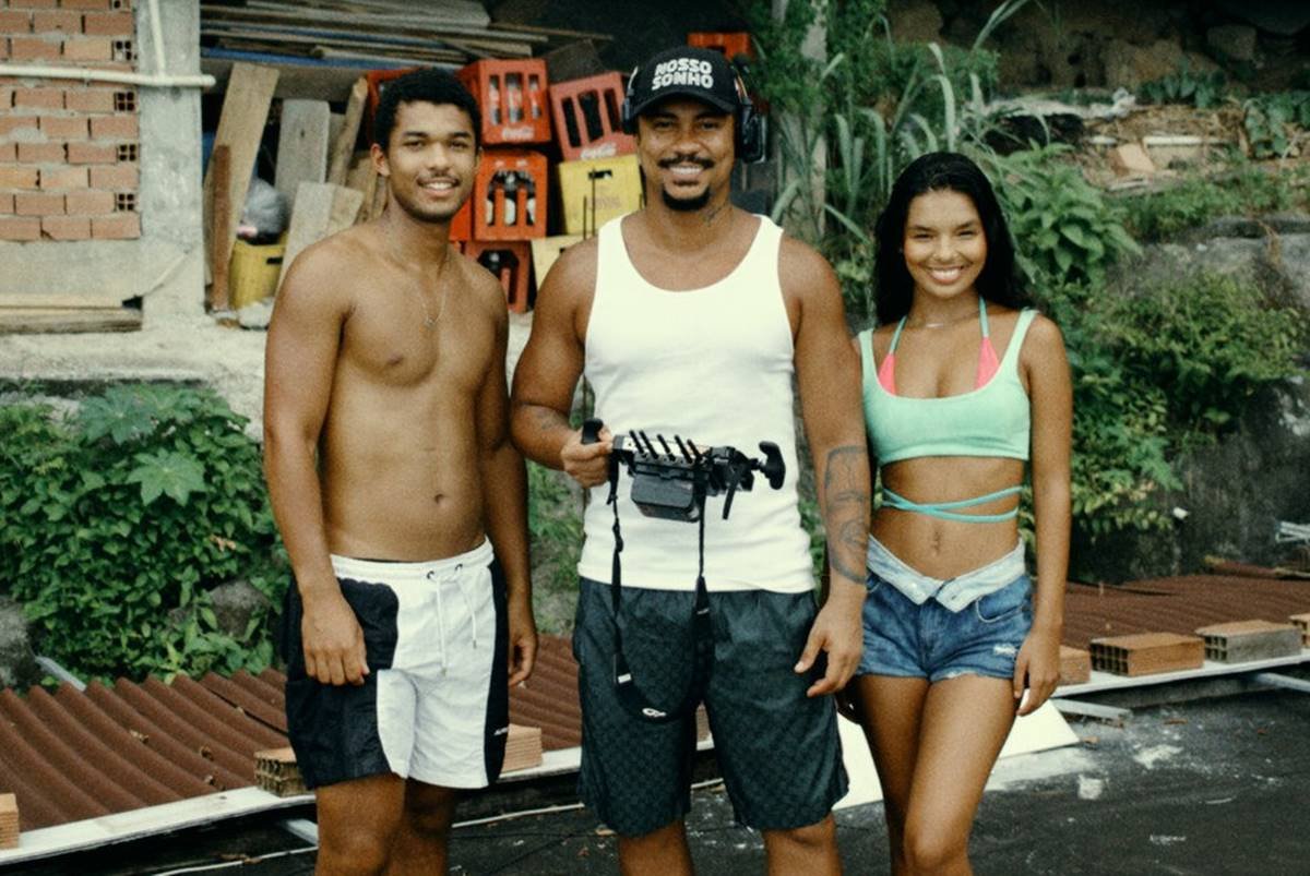 xama-lanca-clipe-com-participacao-do-elenco-de-renascer