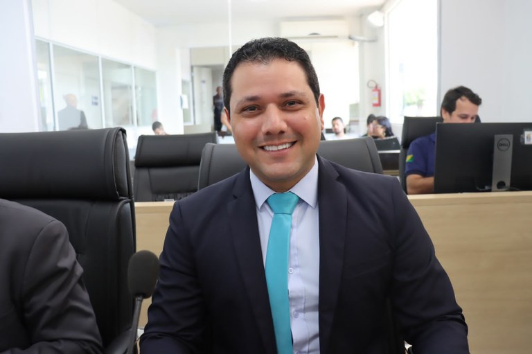 “nao-e-momento-de-oportunismo”,-disse-luz-sobre-criticas-as-acoes-da-prefeitura-na-alagacao