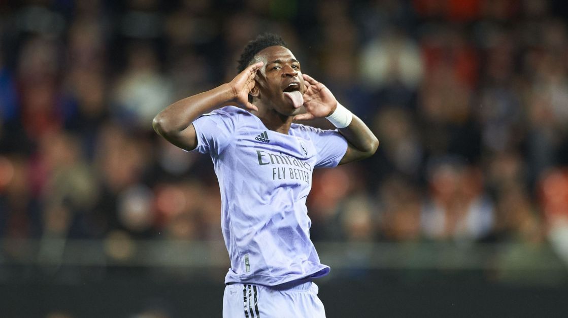 real-madrid:-laliga-investiga-insultos-racistas-de-crianca-contra-vini-jr