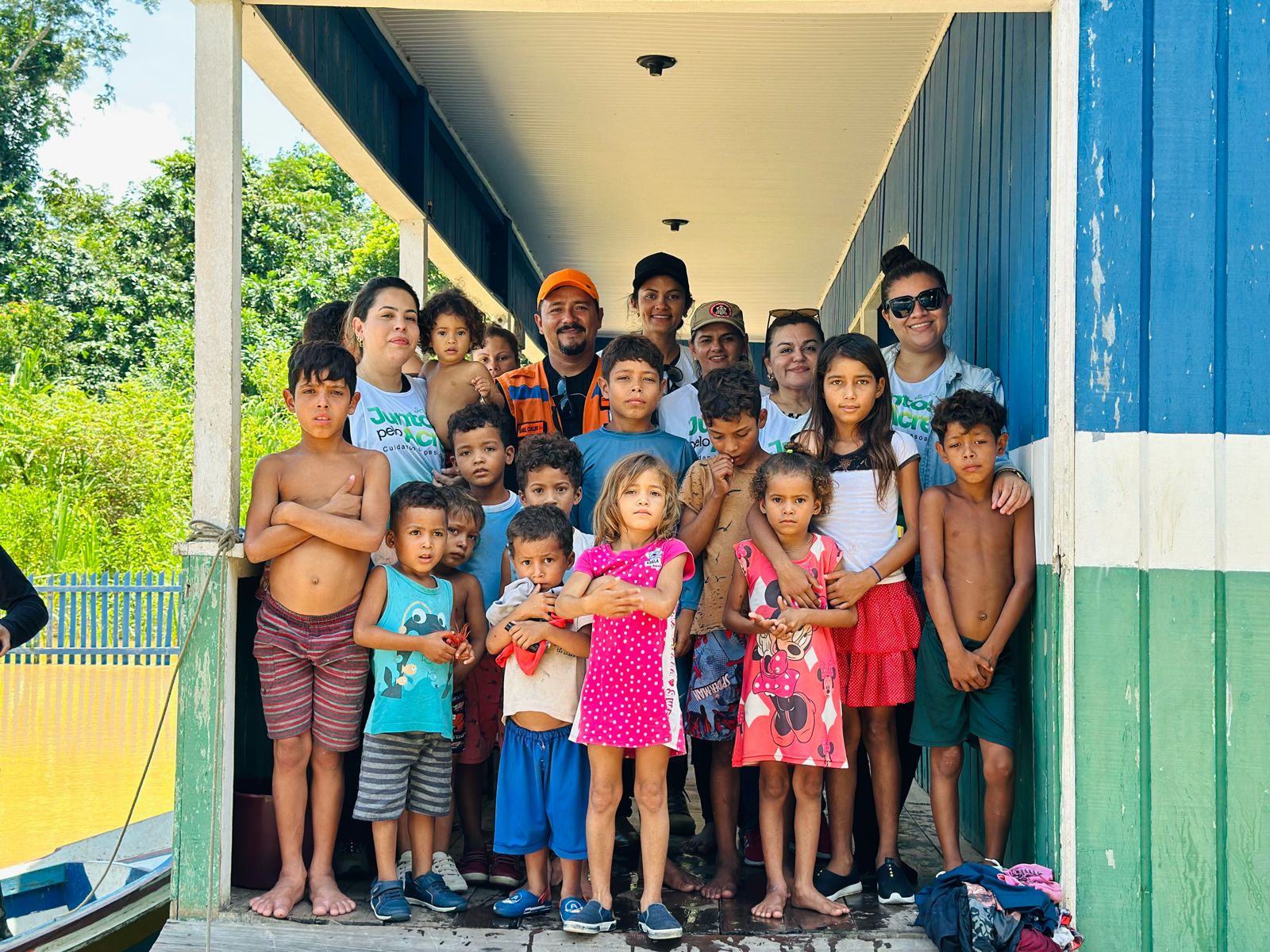 governo-entrega-insumos-em-comunidades-rurais-afetadas-pela-cheia-em-porto-walter