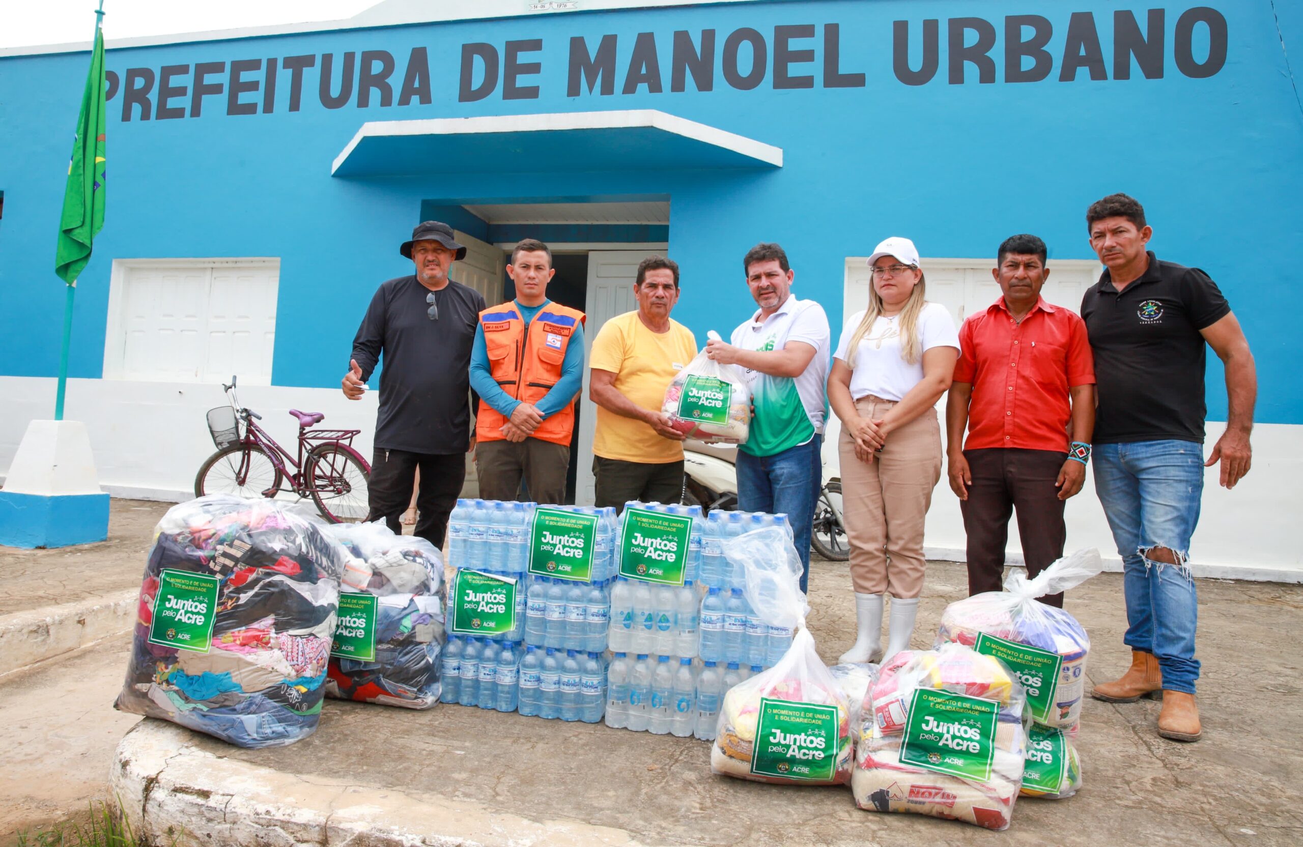 governo-leva-assistencia-aos-afetados-pela-enchente-em-manoel-urbano
