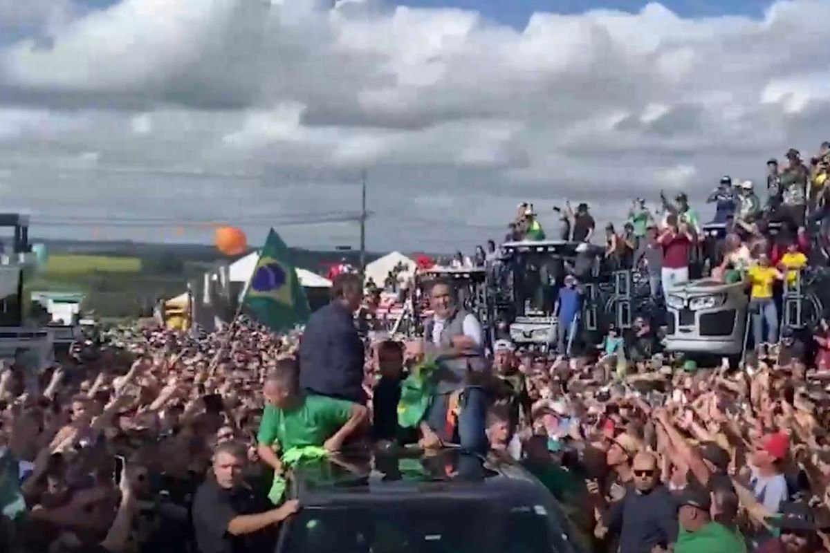 bolsonaro-reune-apoiadores-e-vai-a-evento-do-agro-no-rs.-video