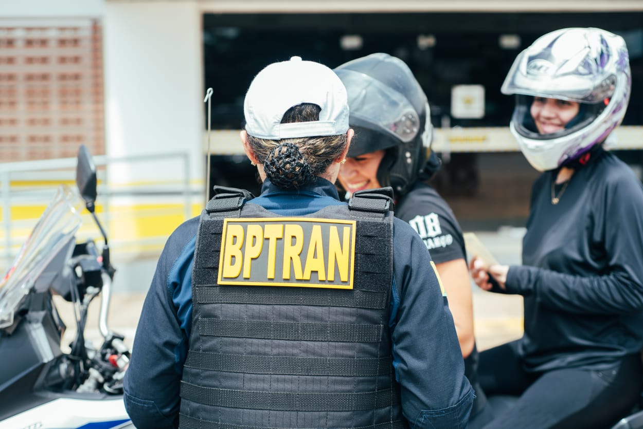 batalhao-de-transito-da-pm-realiza-blitz-direcionada-as-mulheres