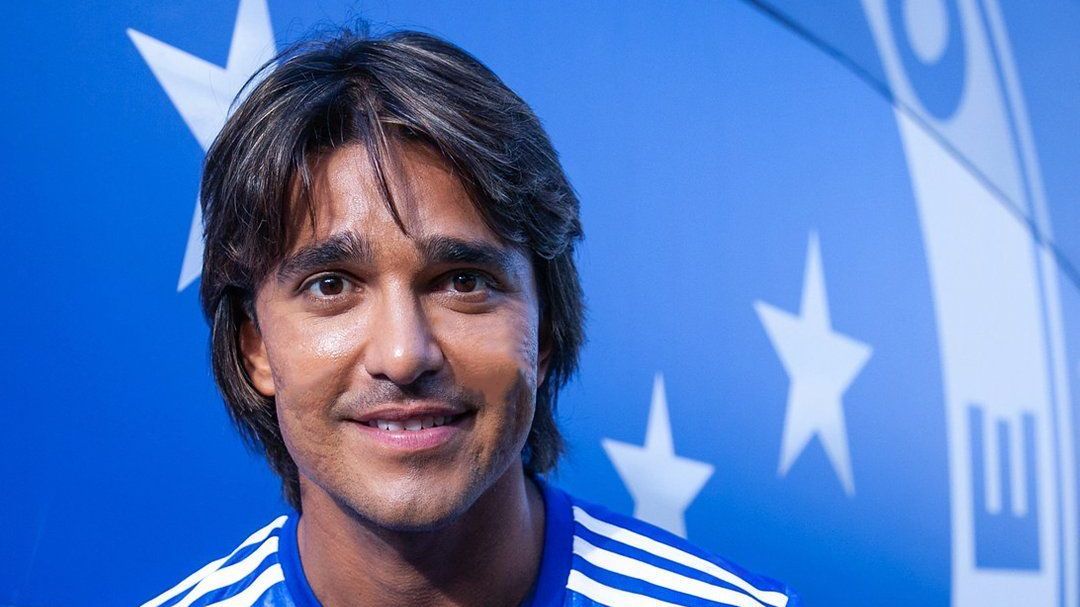 cruzeiro-anuncia-retorno-de-idolo-para-jogo-de-despedida