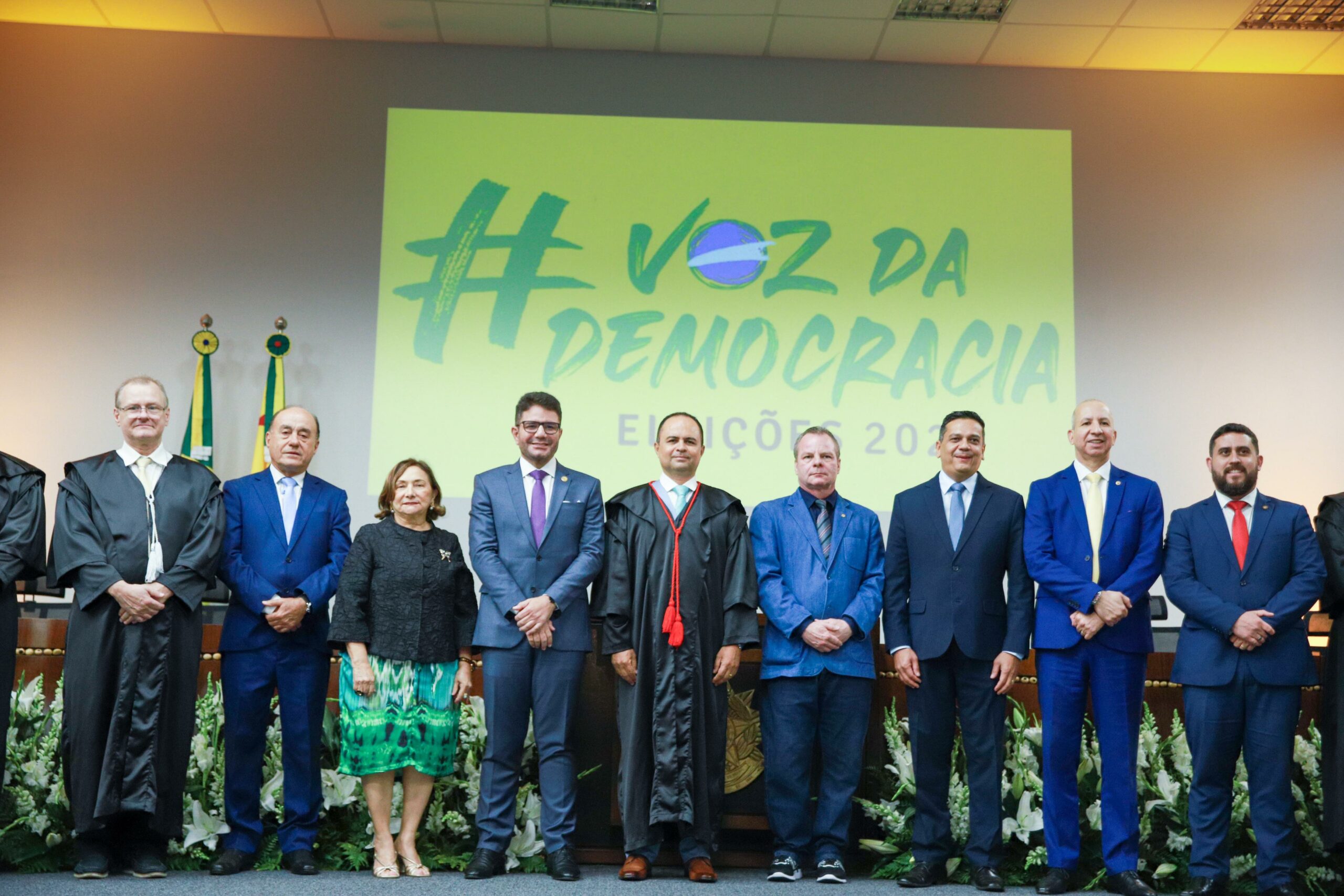 governador-gladson-cameli-prestigia-posse-de-novo-juiz-do-tre