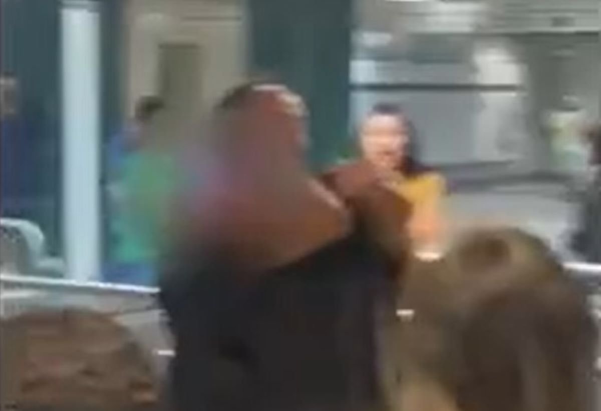 homem-negro-desmaia-apos-“mata-leao”-de-seguranca-de-metro-em-sp