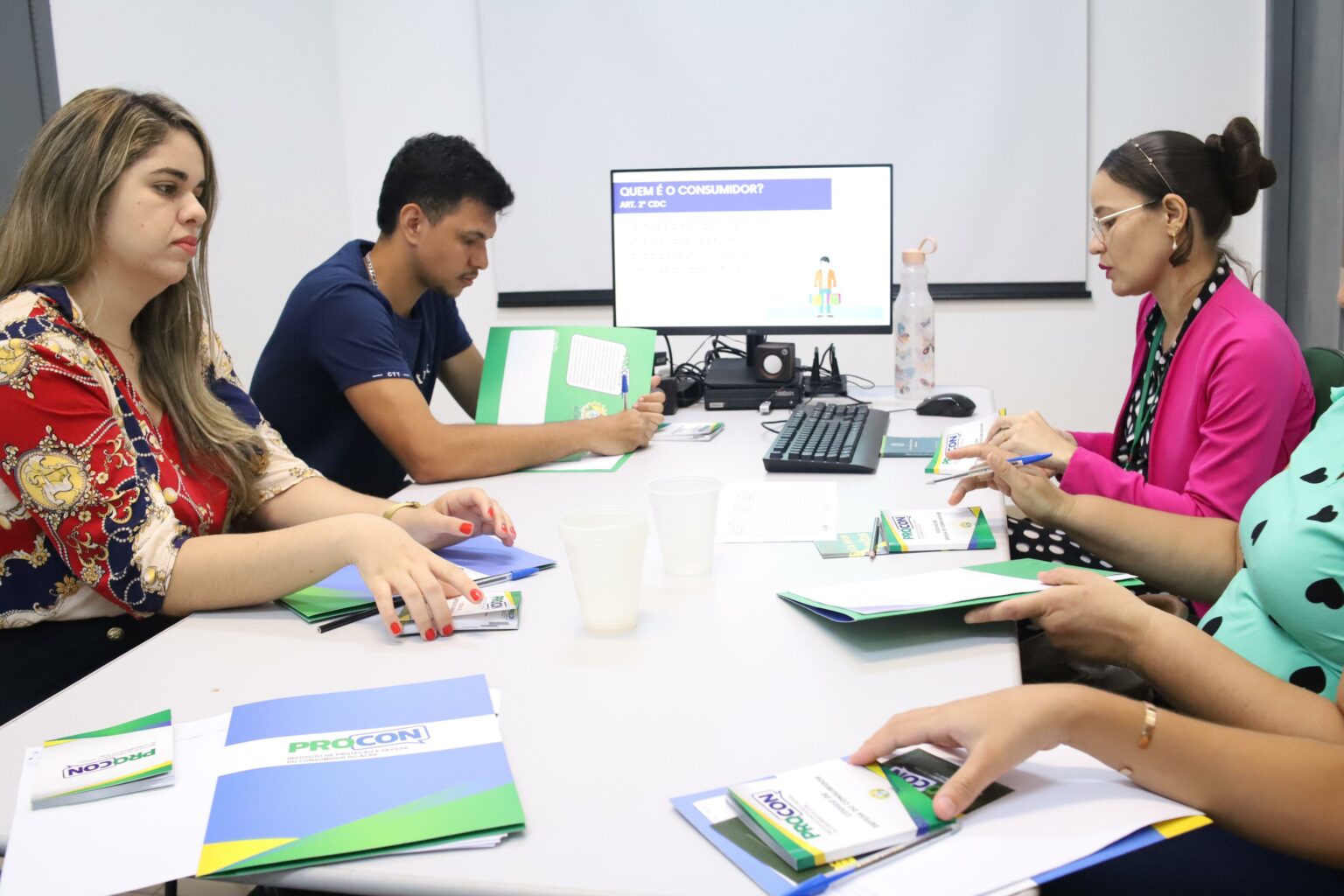 na-semana-do-consumidor,-procon-inicia-mutirao-de-renegociacao-de-dividas