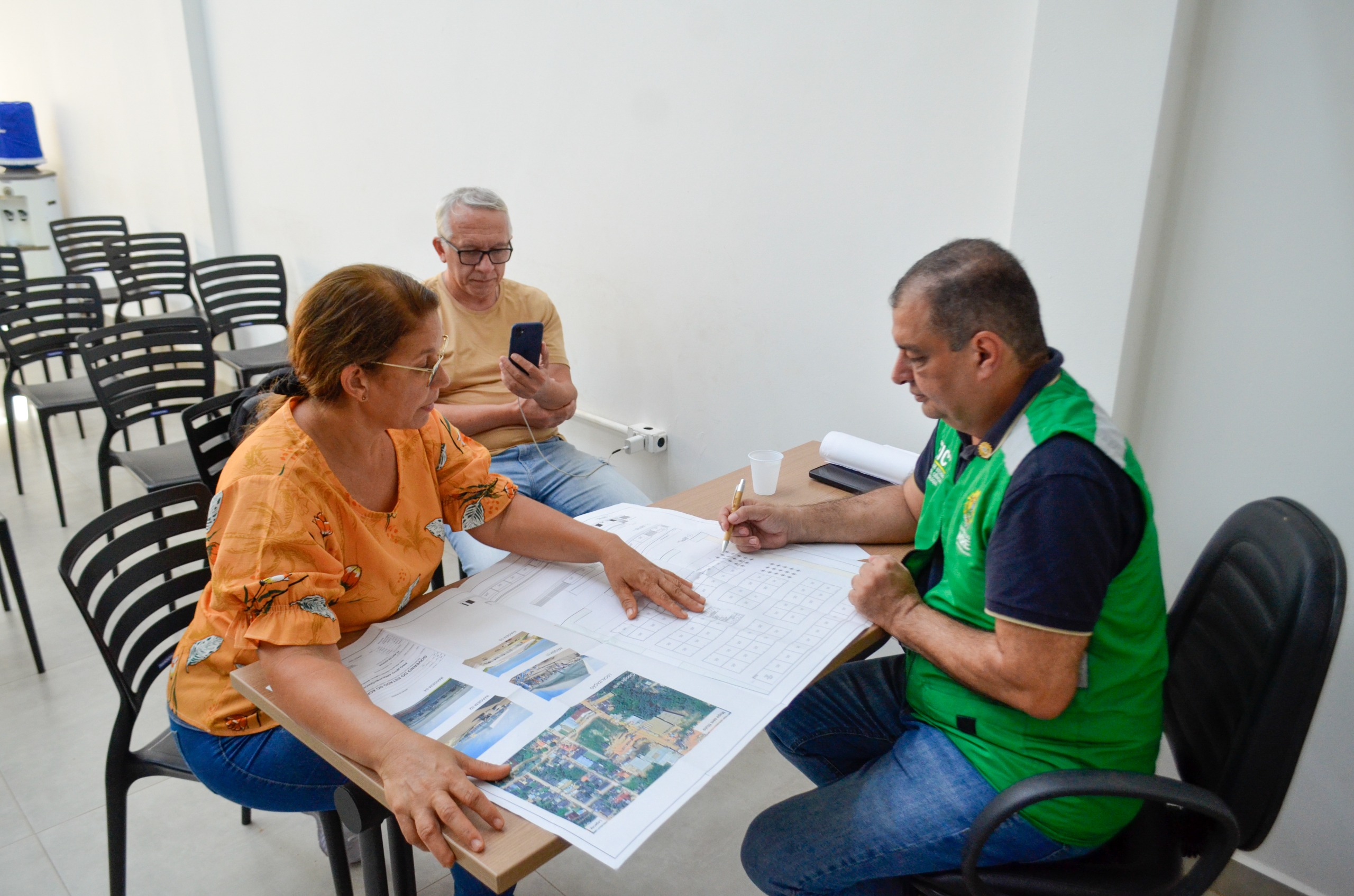governo,-aceebra-e-prefeitura-apresentam-projeto-do-novo-centro-comercial-de-brasileia