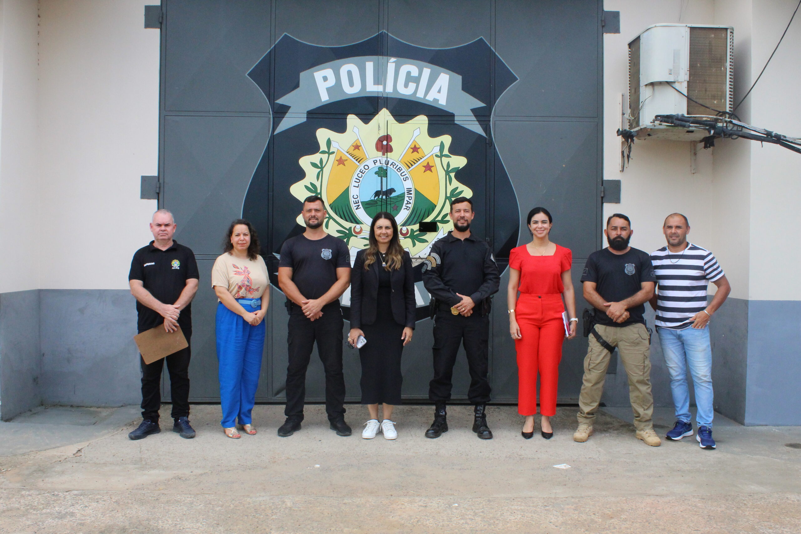 presidio-de-senador-guiomard-recebe-visita-do-judiciario-para-planejamento-de-acoes