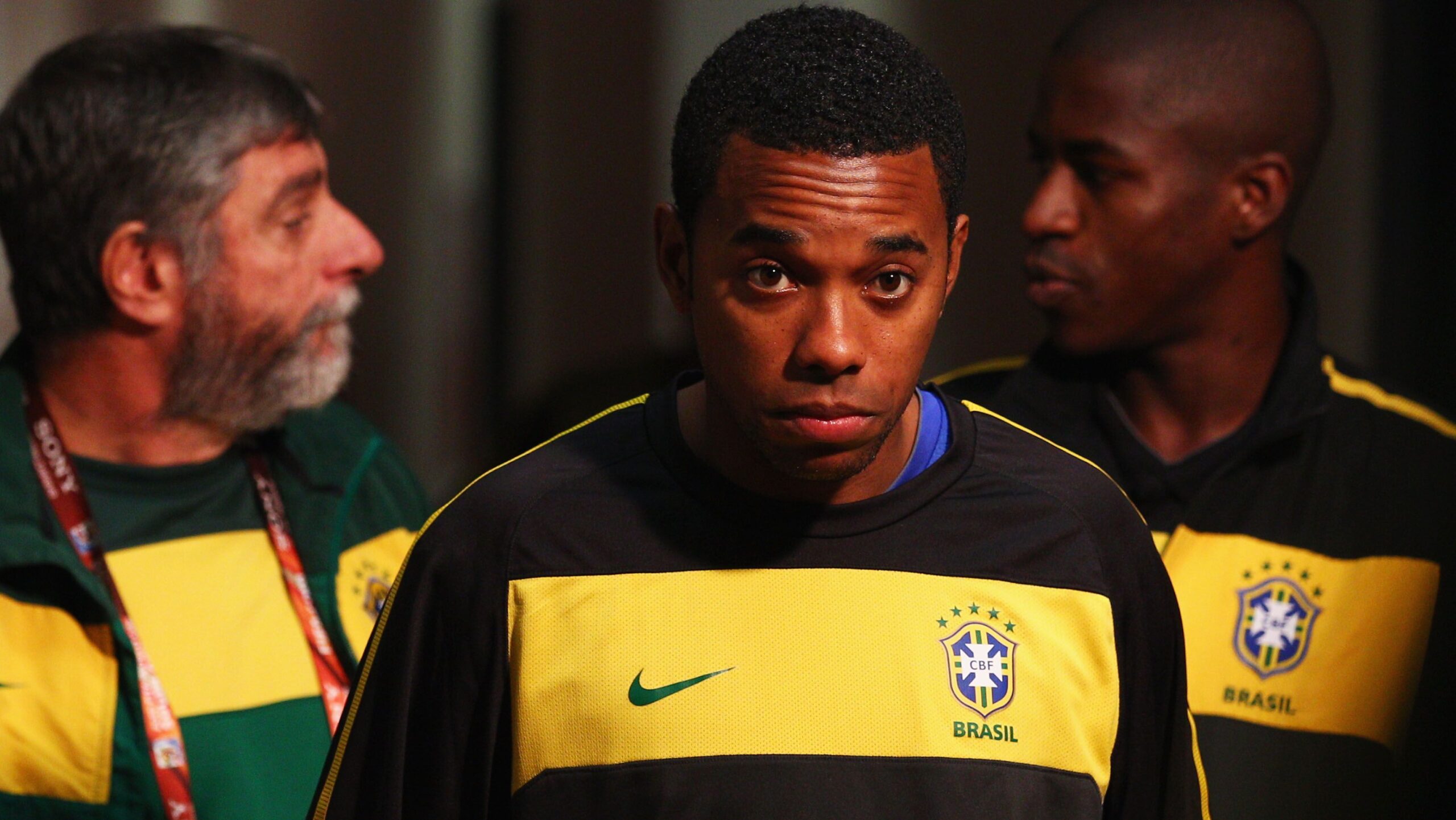 imprensa-internacional-repercute-prisao-de-robinho;-veja