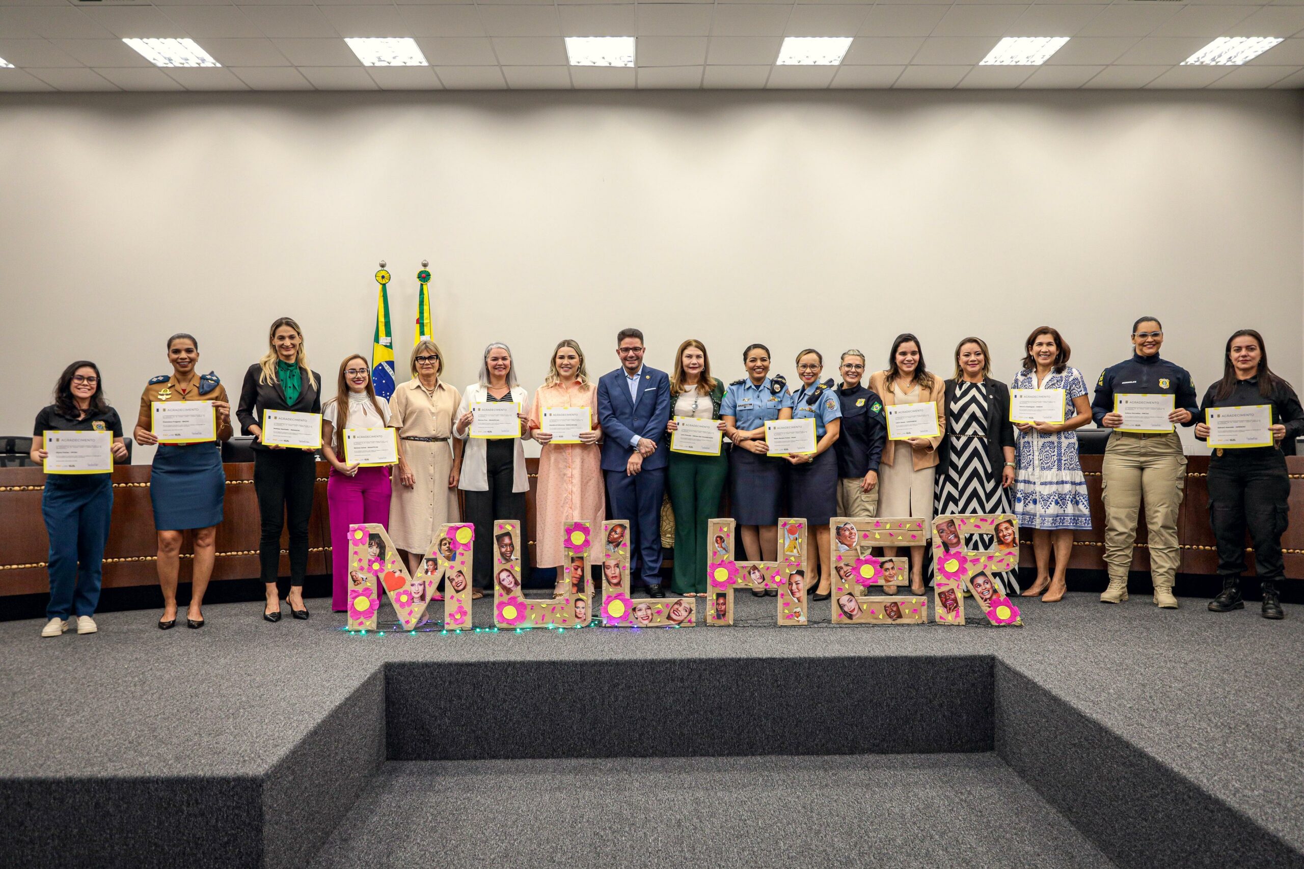 governador-gladson-cameli-prestigia-evento-mulheres-em-acao-no-tre