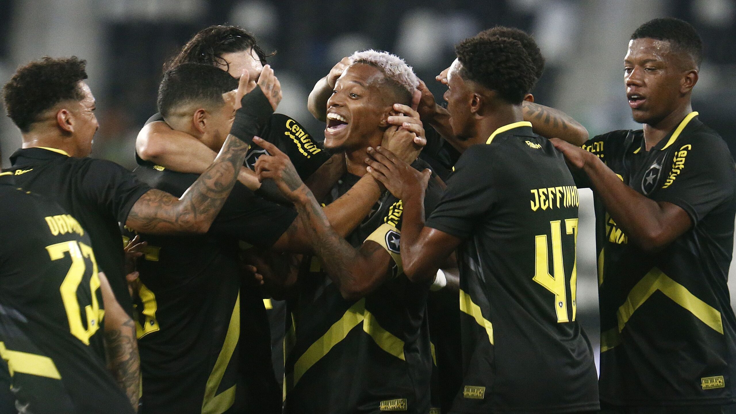 em-ritmo-de-treino,-botafogo-vence-o-boavista-e-conquista-a-taca-rio