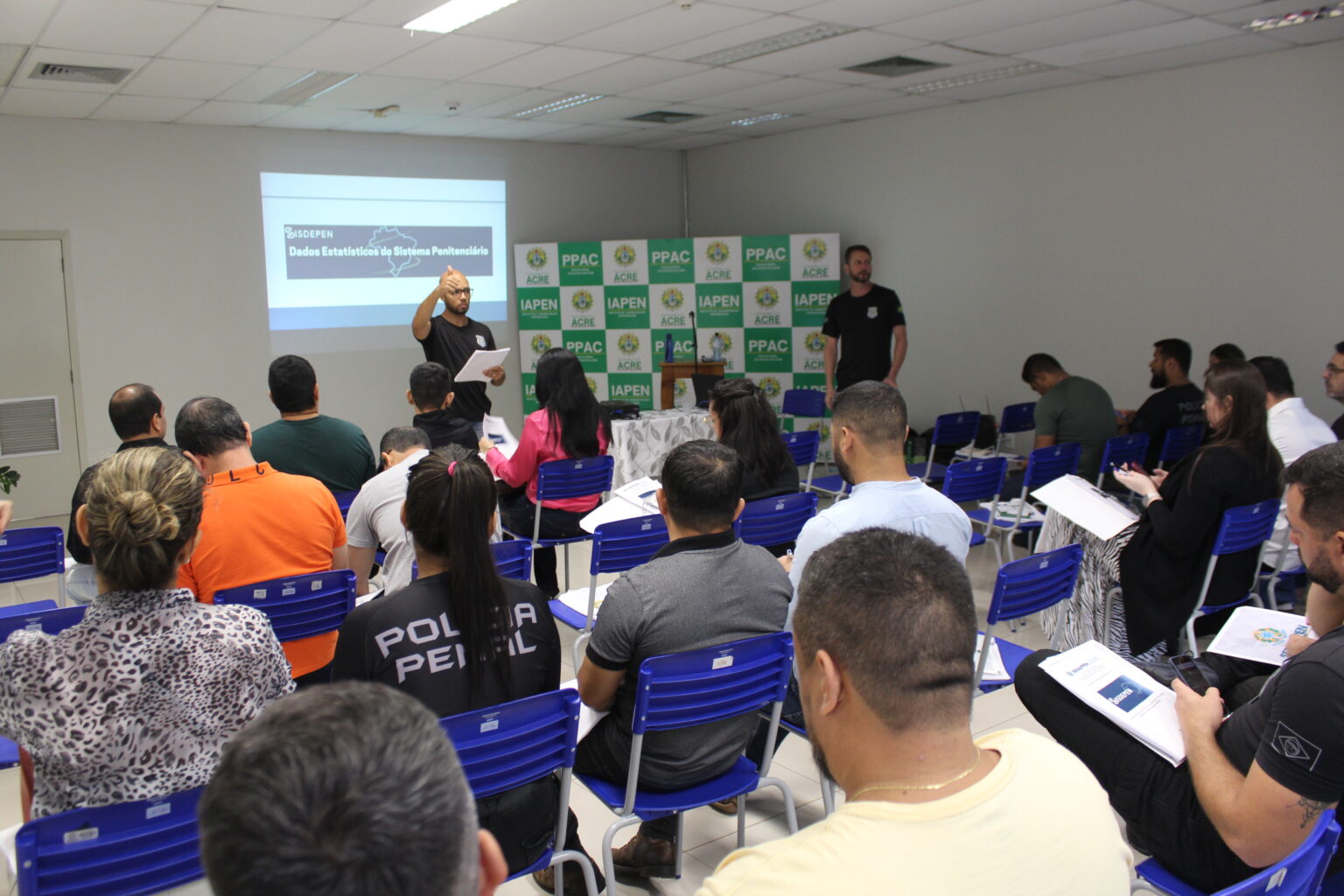 servidores-do-iapen-irao-receber-premio-de-valorizacao-de-2017-no-pagamento-de-abril
