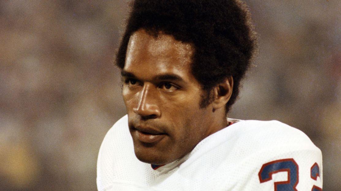 relembre-a-carreira-de-oj.-simpson,-morto-aos-76-anos