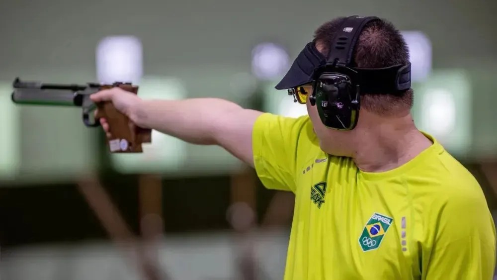pistola-e-carabina:-16-brasileiros-brigam-por-vaga-no-tiro-em-paris