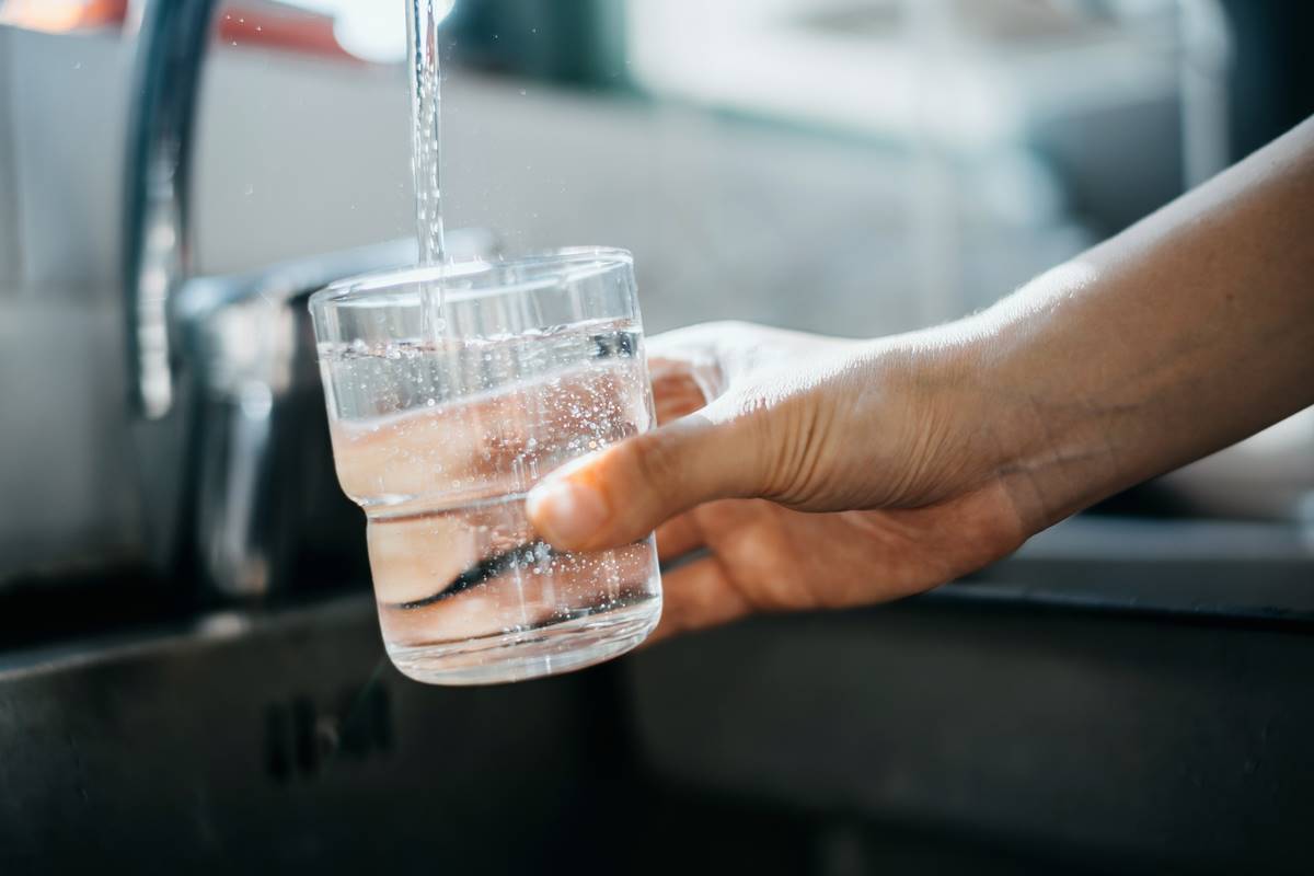 adutora-se-rompe-e-deixa-moradores-do-df-sem-agua-por-mais-de-24h