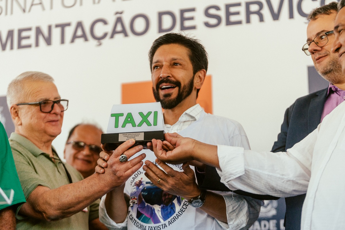 sp-tera-taxis-em-pick-ups-e-mais-taxistas-no-aeroporto-de-congonhas