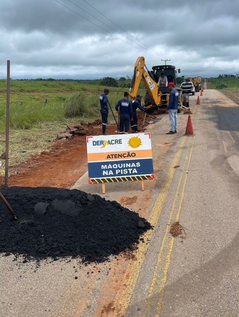 equipes-do-deracre-desenvolvem-servicos-de-mobilidade-urbana-nas-rodovias-ac-90,-ac-40-e-ac-10