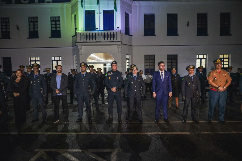 estado-promove-mais-de-210-pracas-e-oficiais-da-policia-militar-e-corpo-de-bombeiros-do-acre