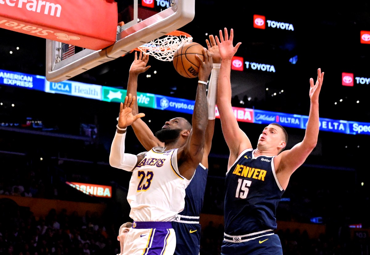 vivos-nos-playoffs:-lebron-lidera-lakers-em-vitoria-contra-os-nuggets