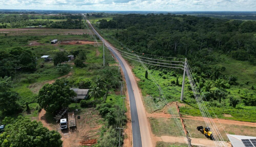 em-rio-branco,-deracre-avanca-com-obras-de-asfaltamento-na-transacreana