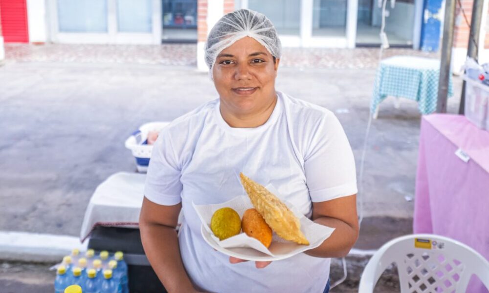 feira-do-empreendedorismo-gera-oportunidades-na-festa-do-dia-do-trabalhador,-em-cruzeiro-do-sul