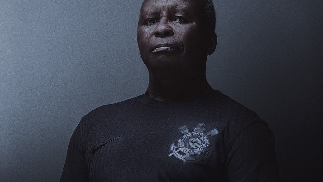 corinthians-lanca-nova-camisa-em-apoio-a-causa-antirracista;-veja-fotos