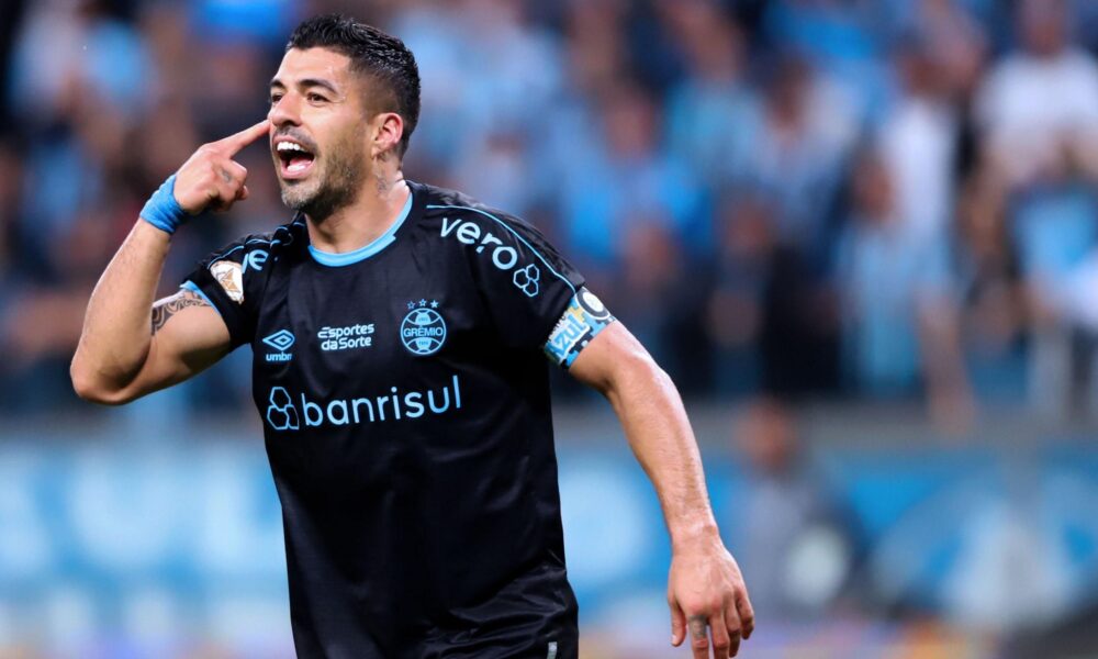 ex-gremio,-luis-suarez-promove-campanha-de-doacoes-as-vitimas-das-chuvas-no-rs