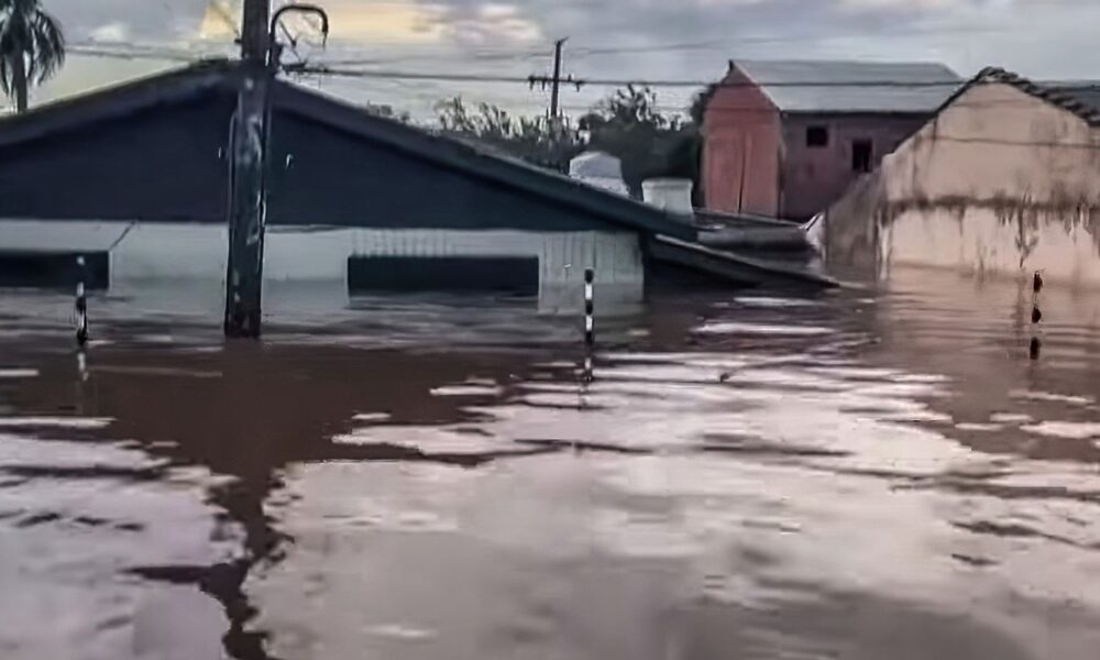nivel-da-agua-nao-baixa-e-mais-bairros-de-porto-alegre-ficam-alagados
