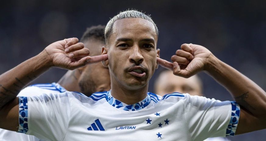 matheus-pereira,-do-cruzeiro,-e-o-jogador-mais-bem-avaliado-do-brasil-em-2024;-entenda