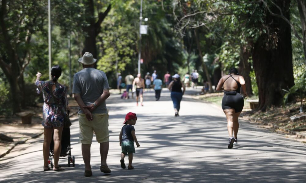 semana-comeca-com-calor-e-sem-sinal-de-chuva-na-capital-paulista