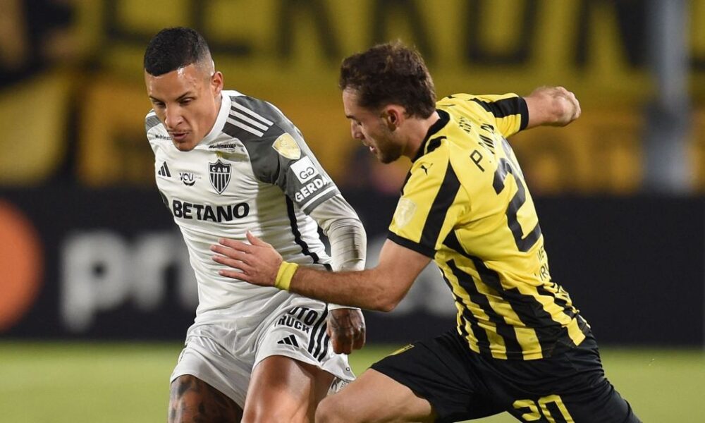 atletico-mg-e-derrotado-pelo-penarol-e-perde-100%-de-aproveitamento-na-libertadores