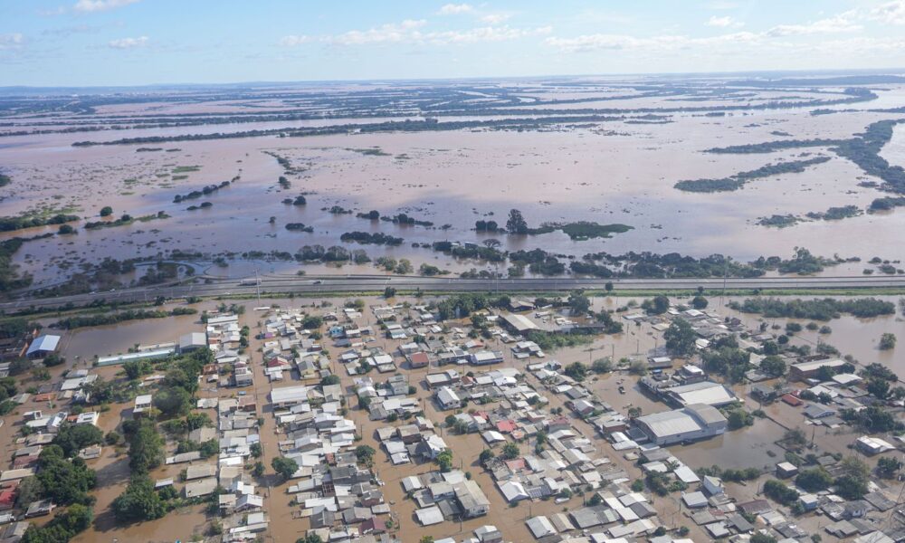 rs:-pimenta-diz-que-prioridade-e-drenar-agua-empocada