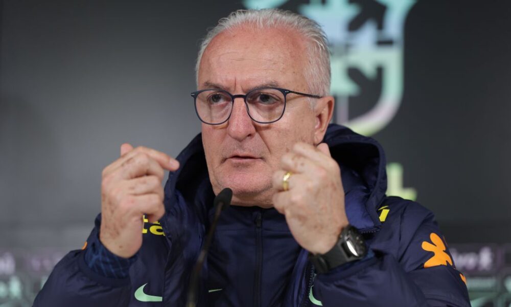 dorival-convoca-mais-tres-e-faz-troca-no-gol-em-lista-da-copa-america